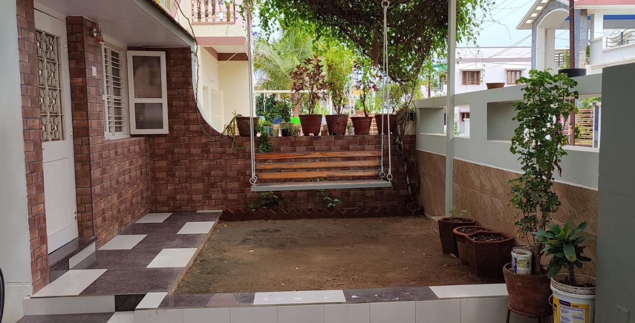 "Go Desert" Homestay Bhuj Exterior foto